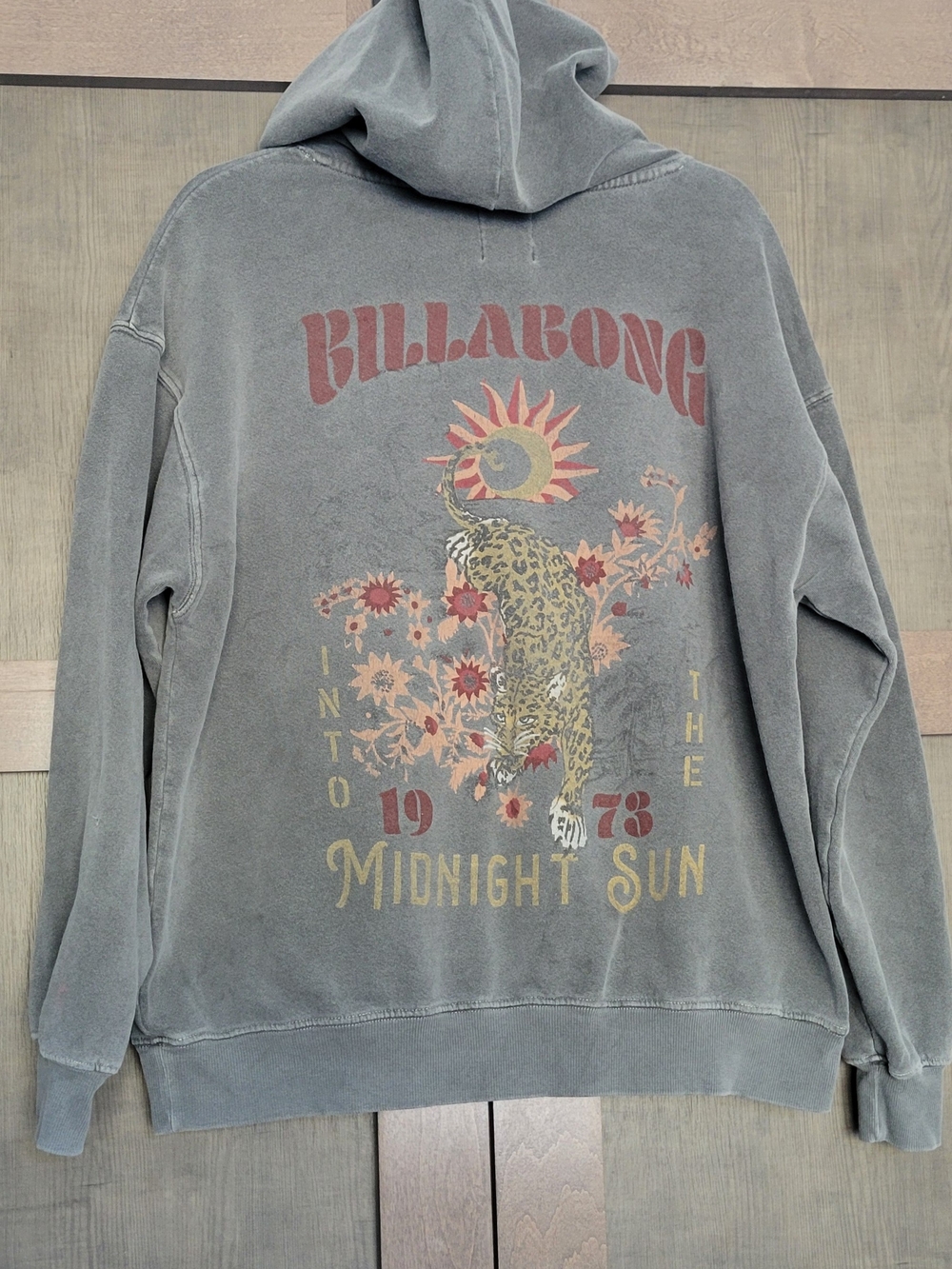 Retro Billabong Men’s Gray Graphic Hoodie - Midnight Sun